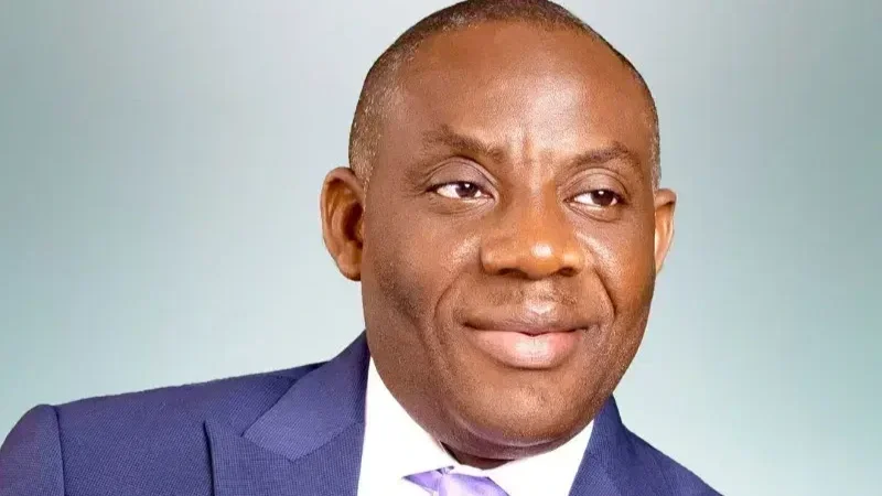 Tunji-Alausa.