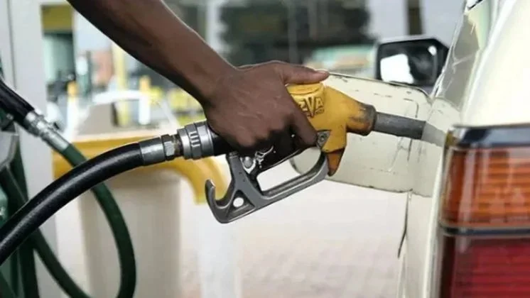 Fuel-Pum