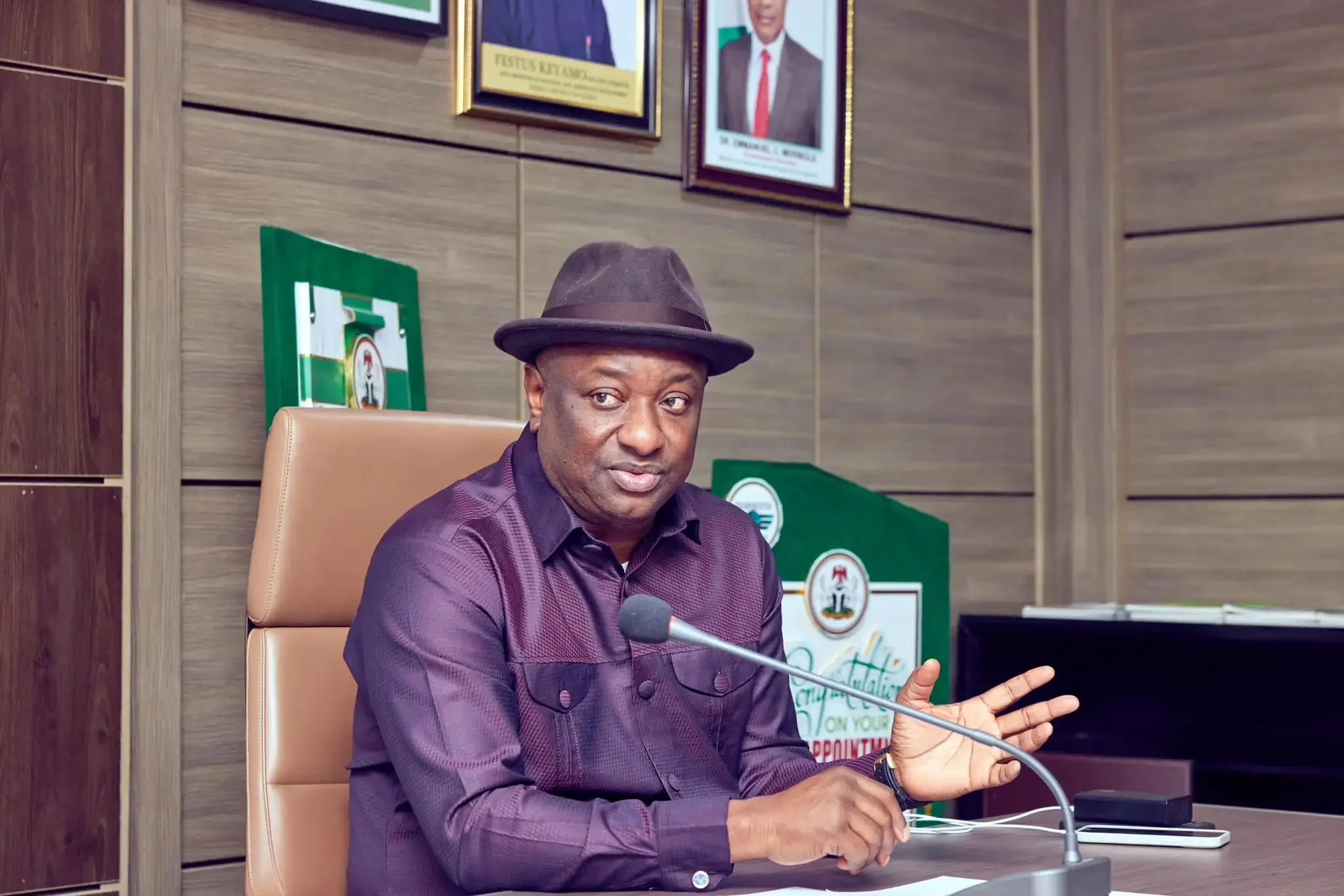 FG Restores Hybrid Payment System at Airports Following Cashless Policy Suspension