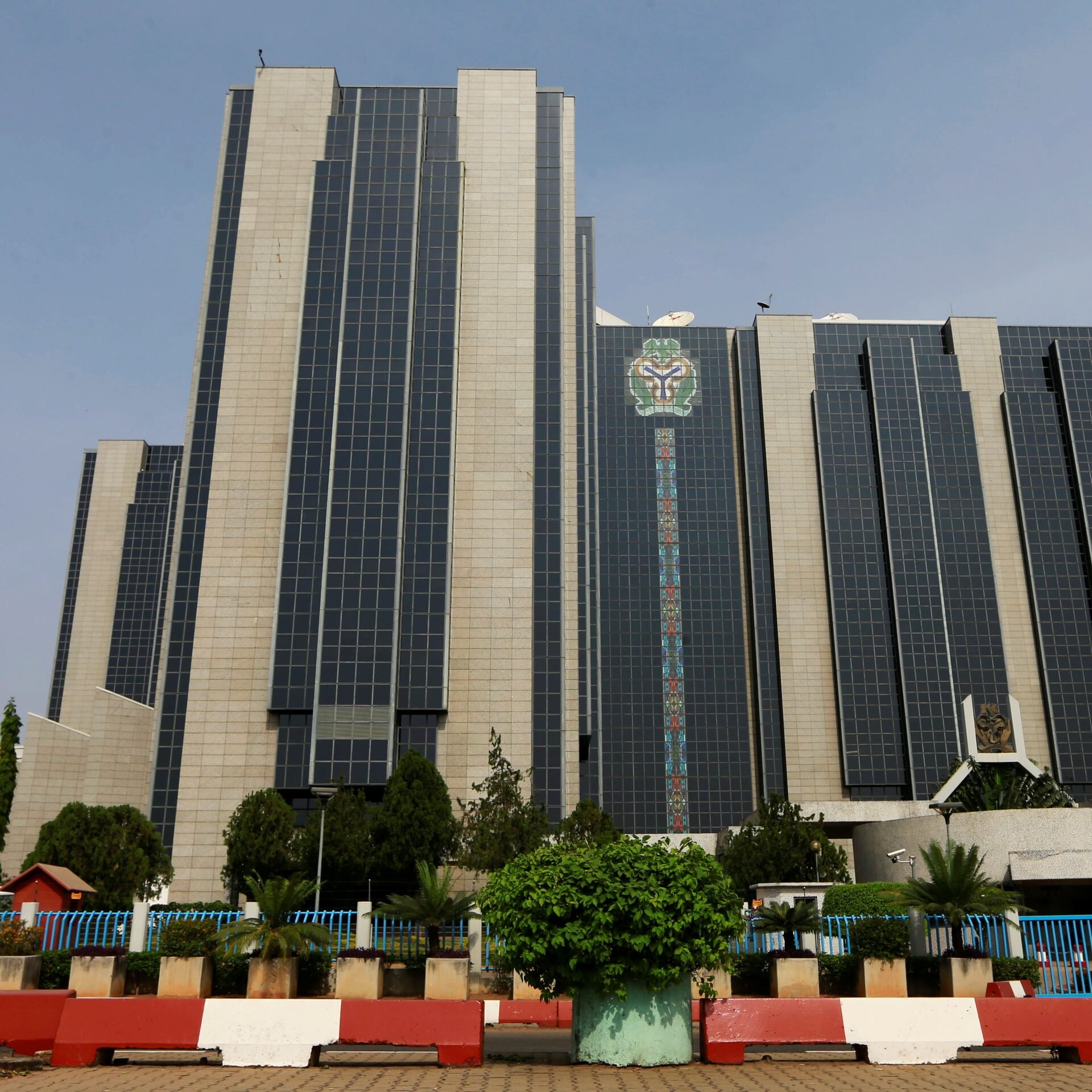 CBN Sets ₦20,000 Transaction Limit for Newly Activated Mobile Banking Apps