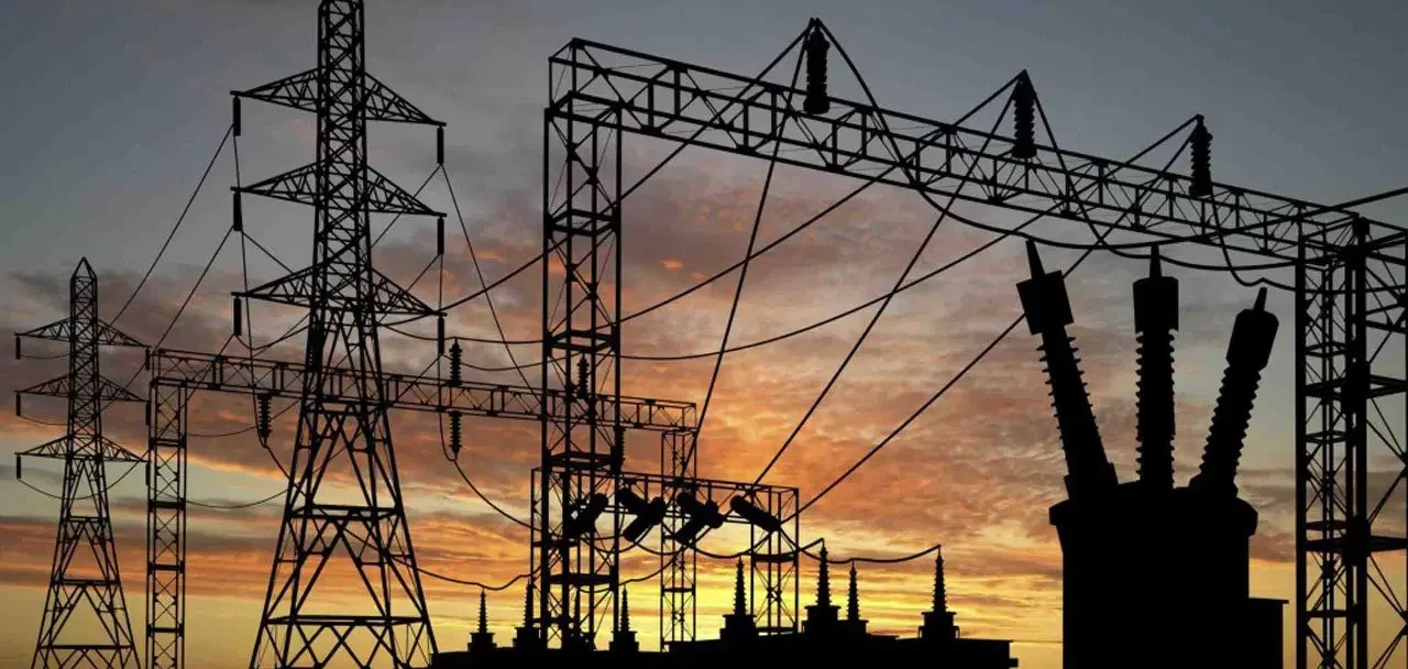 Nigeria’s national power supply ‘totally derailed’ amid persistent grid instability
