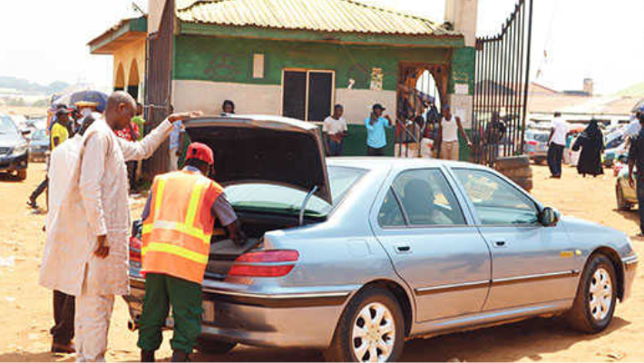 Abuja Civil Servants Turn Private Cars into Commercial Transport Amid Cost of Living Crisis