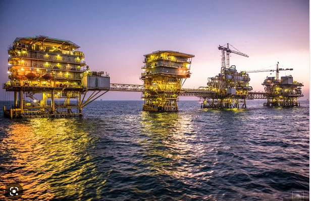 Nigeria Fast Tracks Oil Well Permits to Boost Production