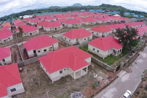 Darma Pledges Faster Housing Delivery, Orders Verification of 15,000 Housing Units