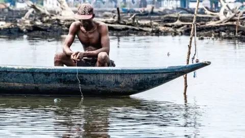 Documents Show Shell Continued Oil Transport Through Pipeline Linked to Pollution Risks