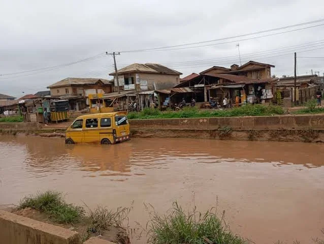 Residents Decry 15 Years of Neglect as Agbado-Ijoko Road Deteriorates