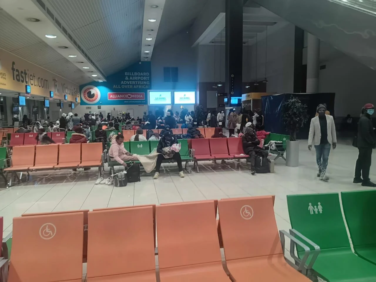 Hundreds of Nigerians Stranded Without Shelter and Food in South Africa - NICASA