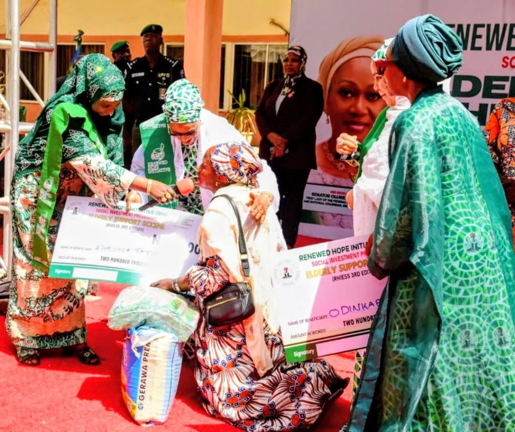 Remi Tinubu’s Renewed Hope Initiative Expands Social Development Footprint in FCT
