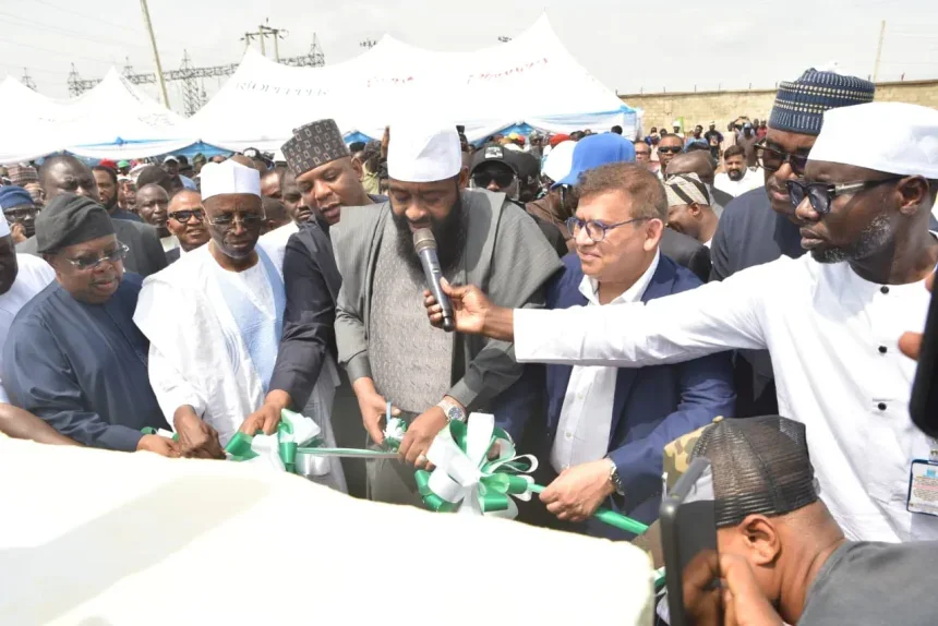 Niger State Allocates 500 Hectares for Mega Solar Farm and Industrial Park