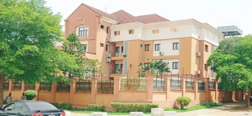 Experts Endorse Jim Ovia's View as Real Estate Outperforms Traditional Savings