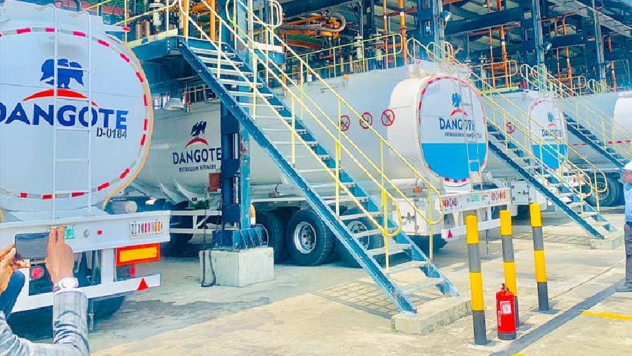 Abuja Residents Welcome Dangote Refinery Fuel Price Cut, Seek Lower Transport Costs