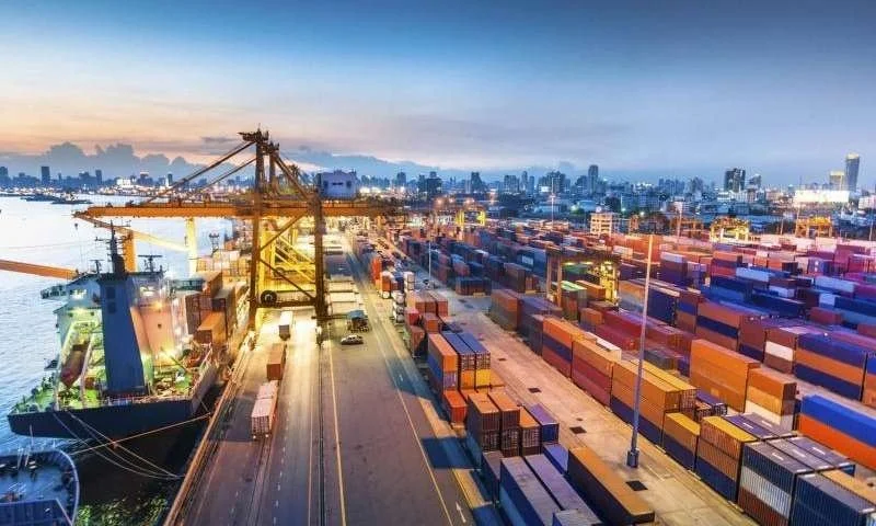 Global Goods Trade Hits $13.7tn as AI, EV Demand Fuels Growth