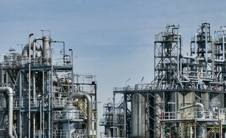 Dangote Refinery Secures $1bn Underwriting Programme Ahead of IPO