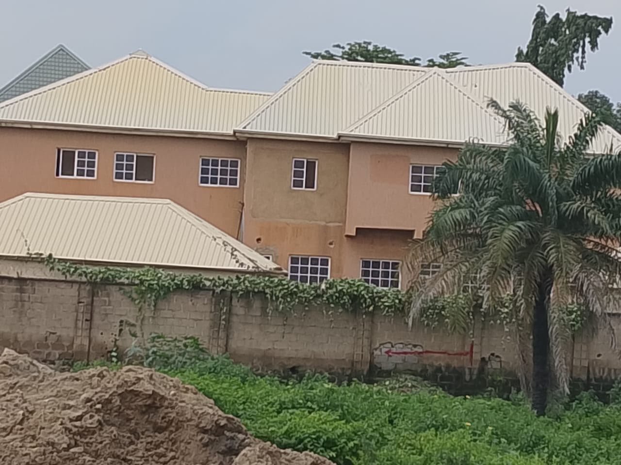 FCTA Begins Demolition of 30 Houses Blocking Abuja Ring Road 3