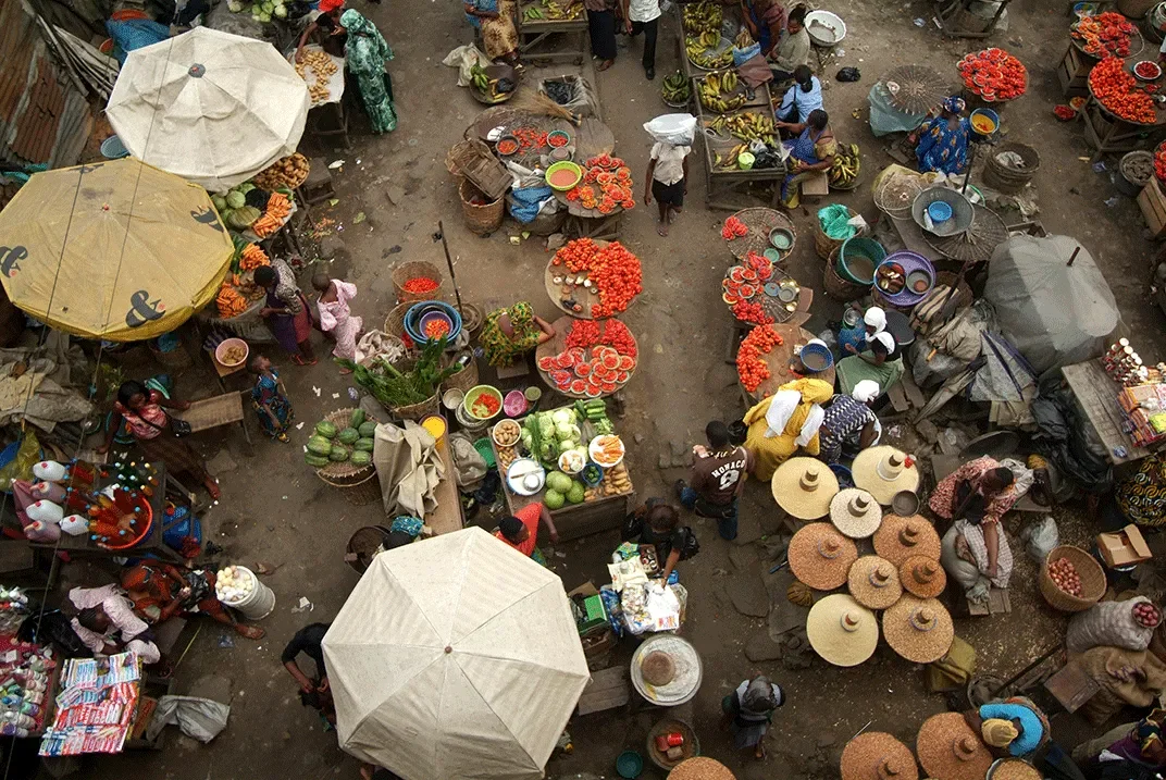 Fuel, Food Prices Worsen Nigeria’s Cost of Living Crisis as Incomes Lag
