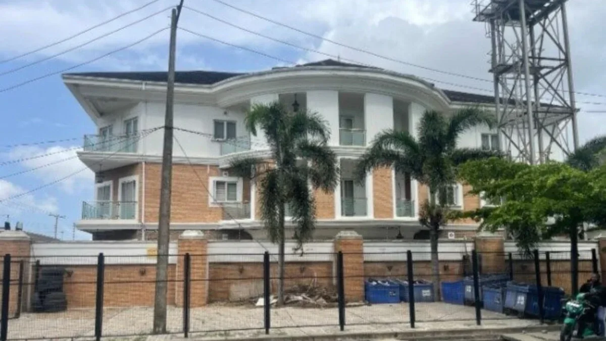 Real-estate-and-construction