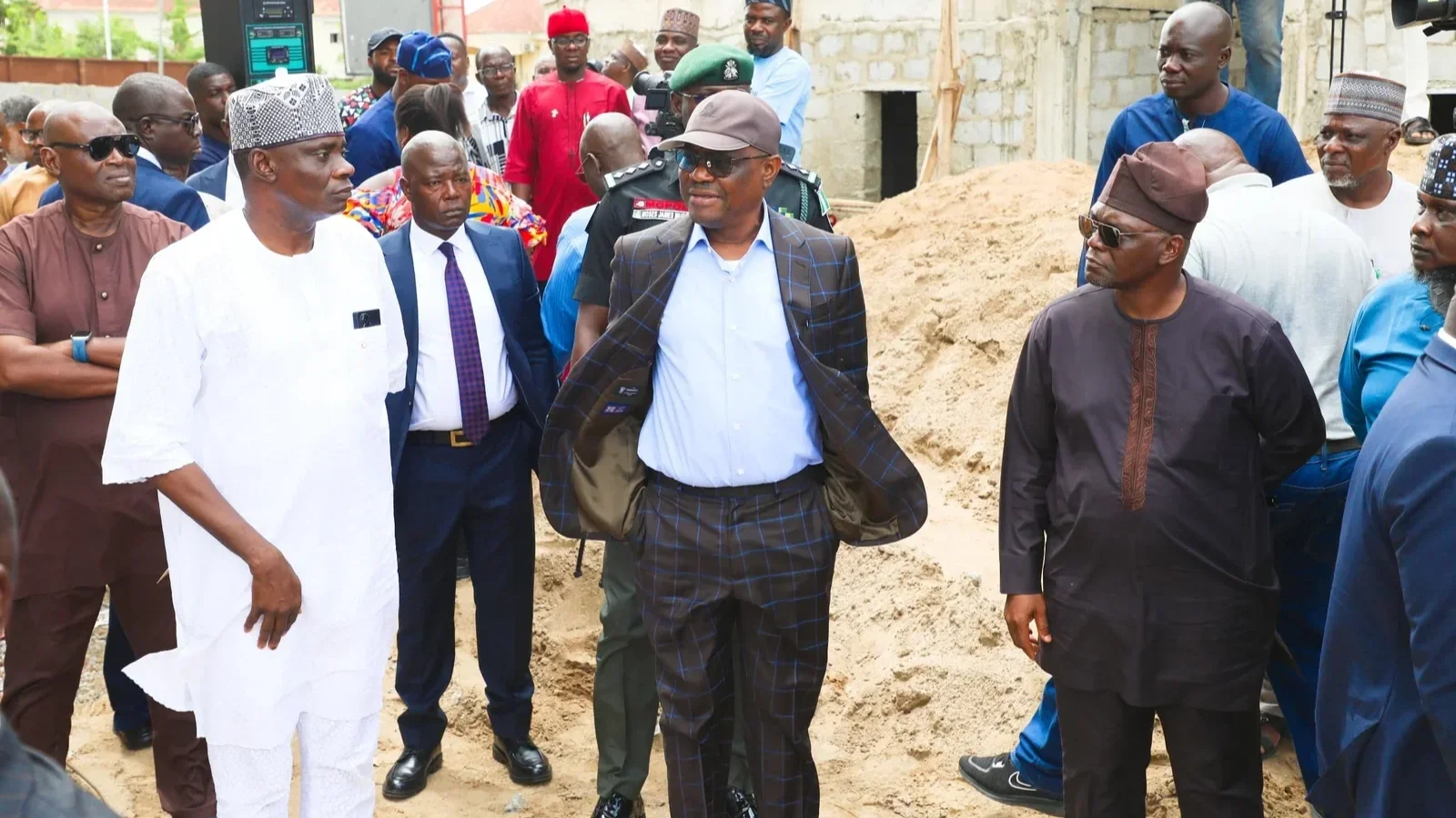 Wike-orders-probe-into-Abuja-building-collapse