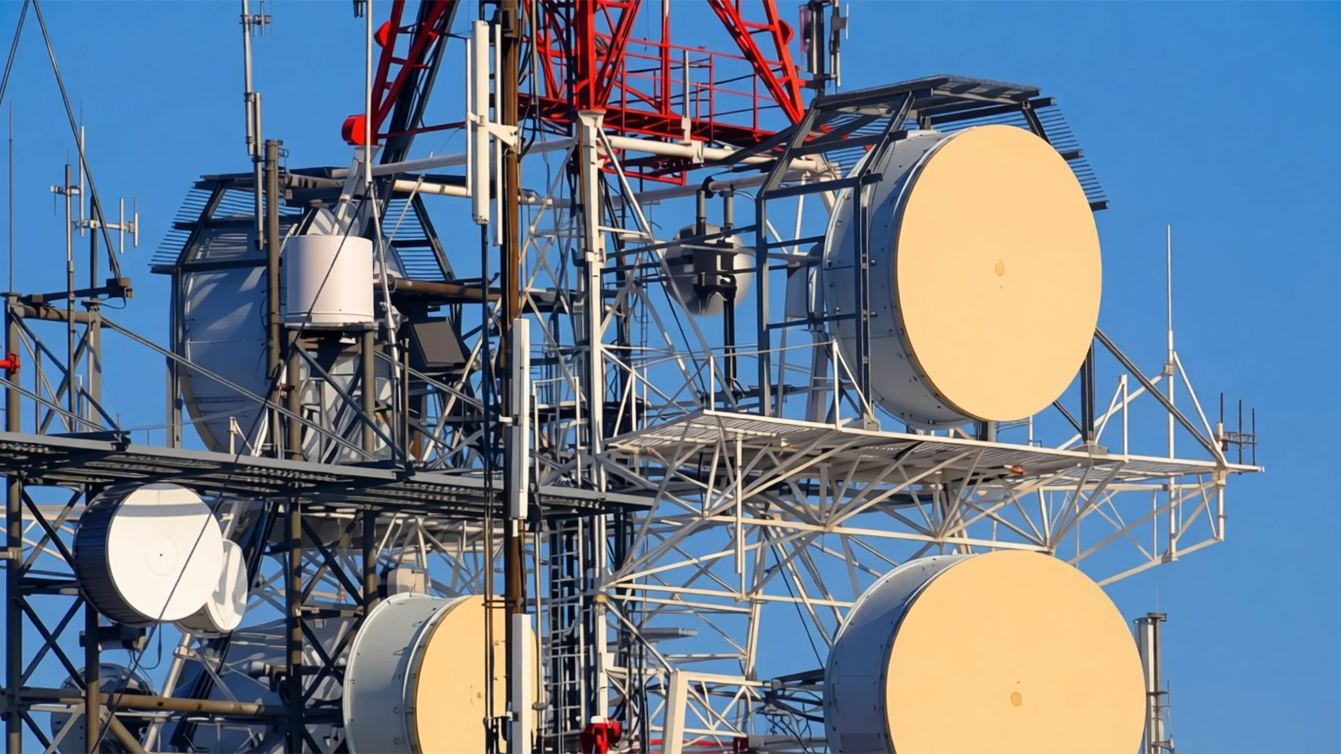 Telecoms-mast-ihs-mtn