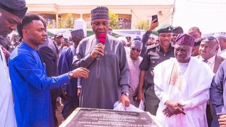 Saraki-commissions-26km-road-adamawa