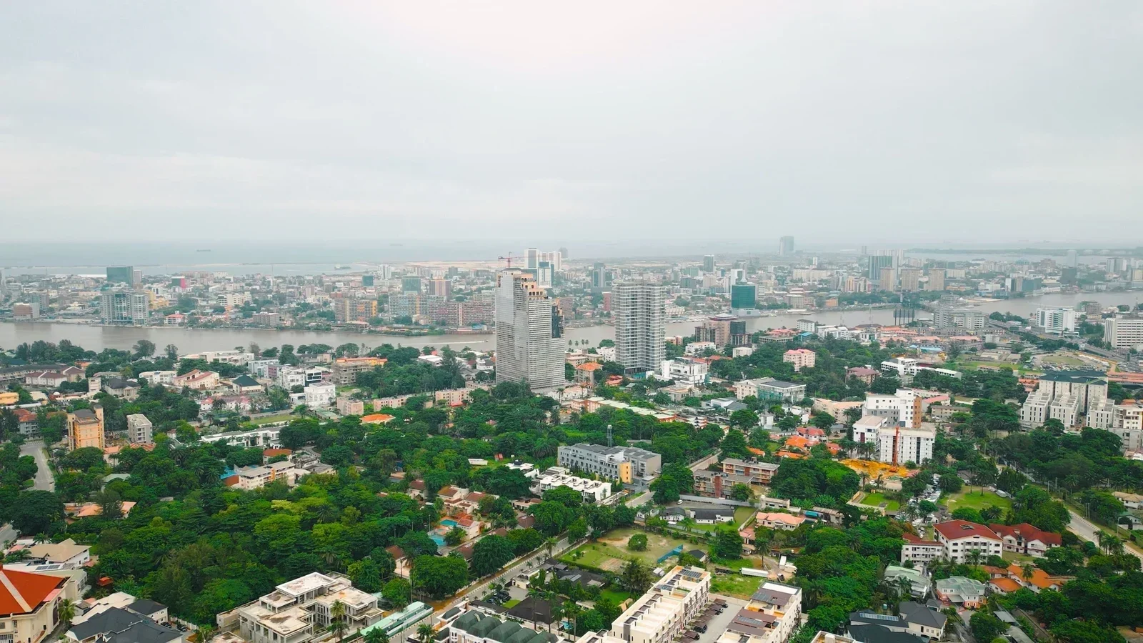 luxury-real-estate-market.