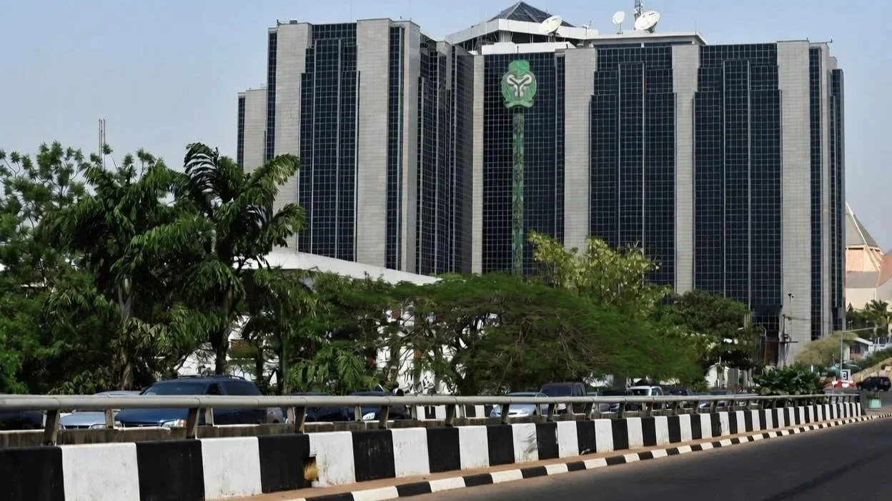 central-bank-of-nigeria-road-view