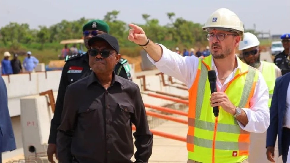 FCT-Minister-Nyesom-Wike-during-the-inspection-of-the-ongoing-construction
