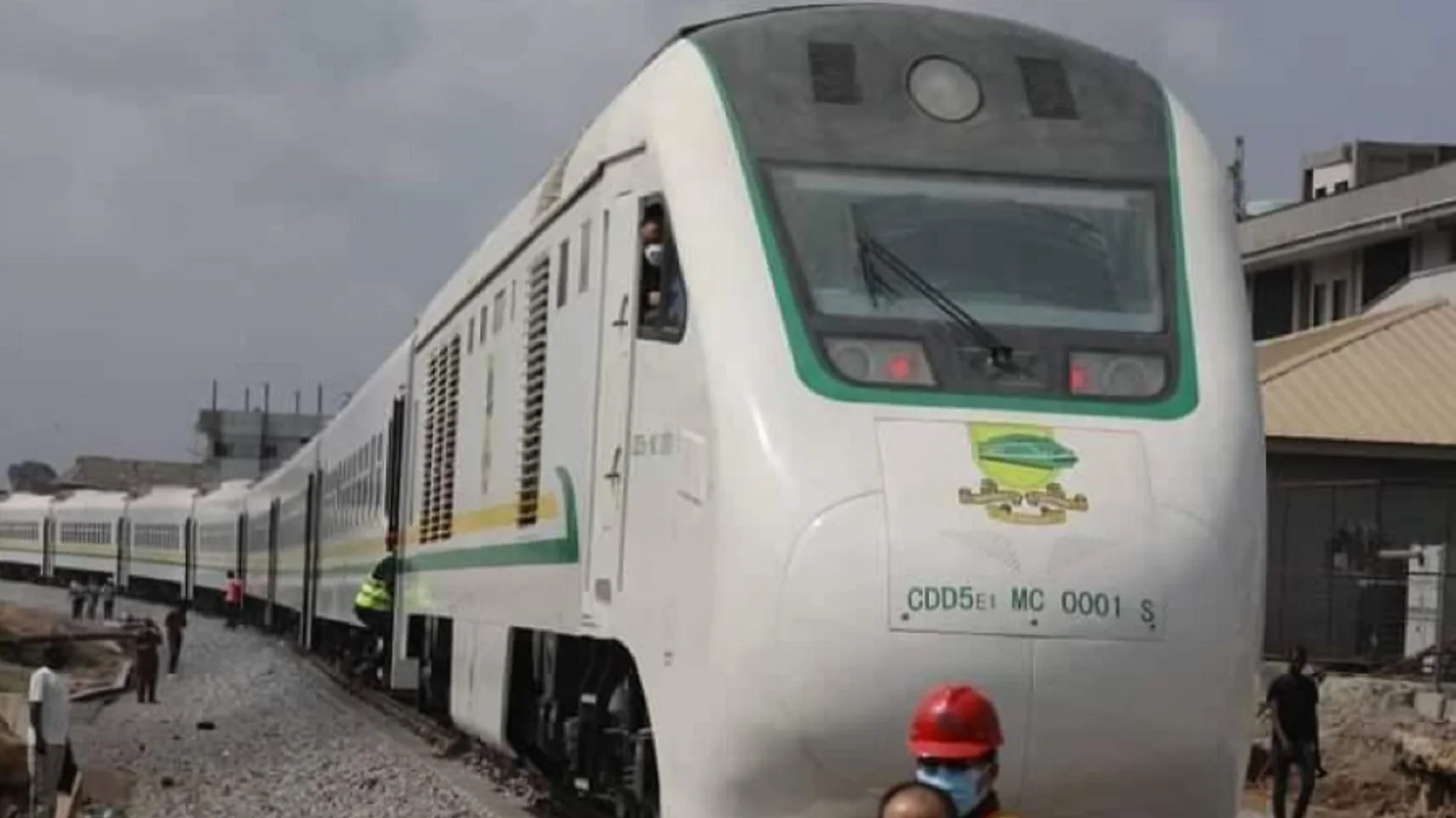 abuja-kaduna-rail-loses-air-conditioning-light.