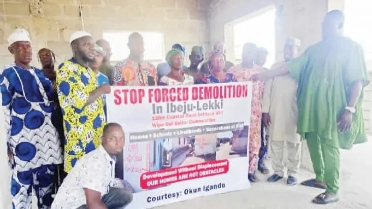 Demolition-protesters-in-lagos