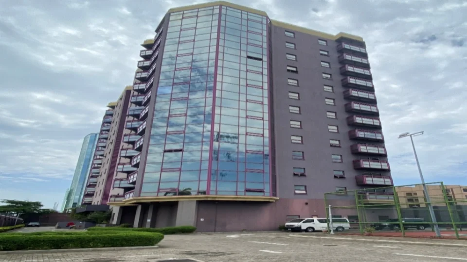 REIT1-updc-lead-real-estate-investment.