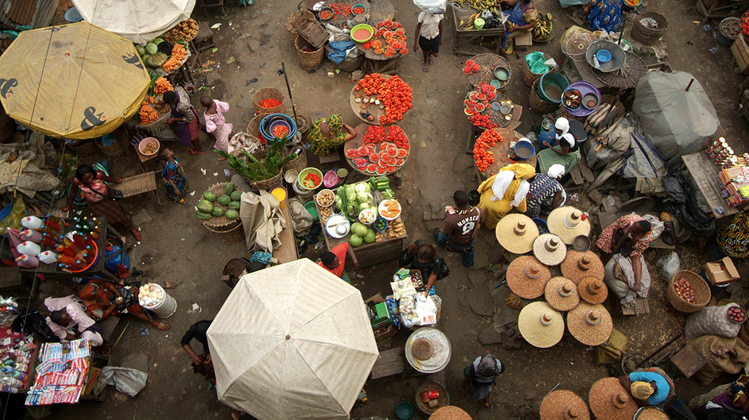 lagos-market-adolphus