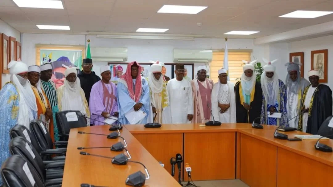 wike-grants-land-title-to-fct-traditional-rulers