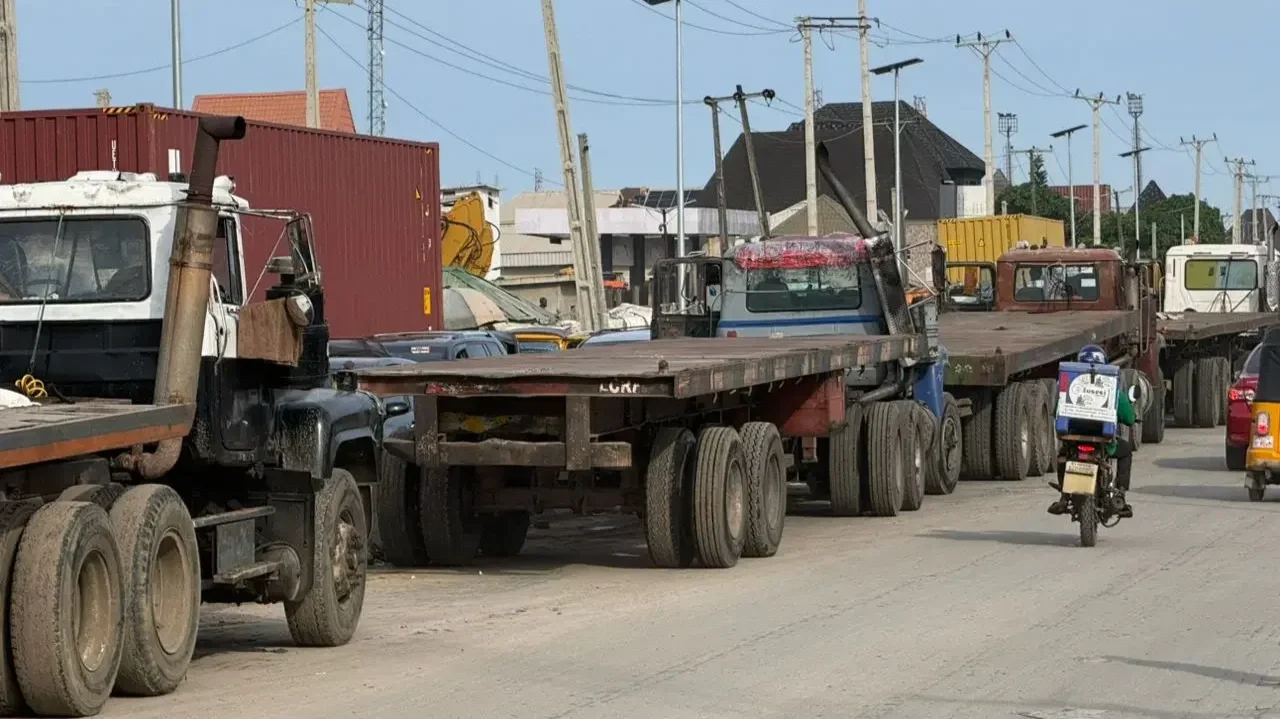 trucks-gridlock