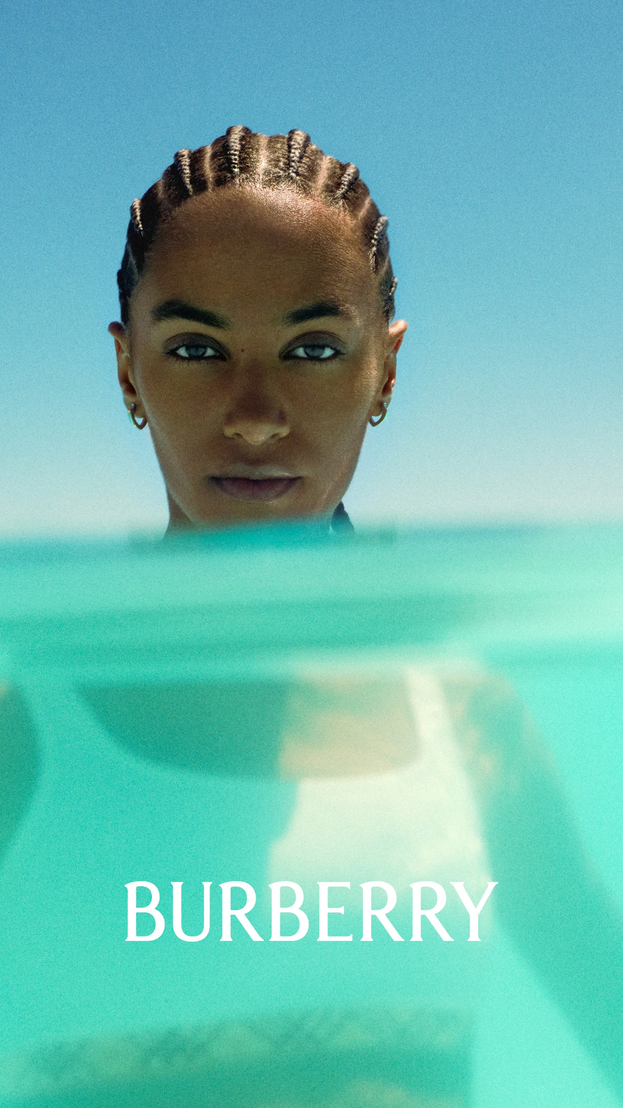 BURBERRY_2026_HIGH_SUMMER_2026_HERO_sRGB_CROPPED_LOGO_26_9x16.jpg