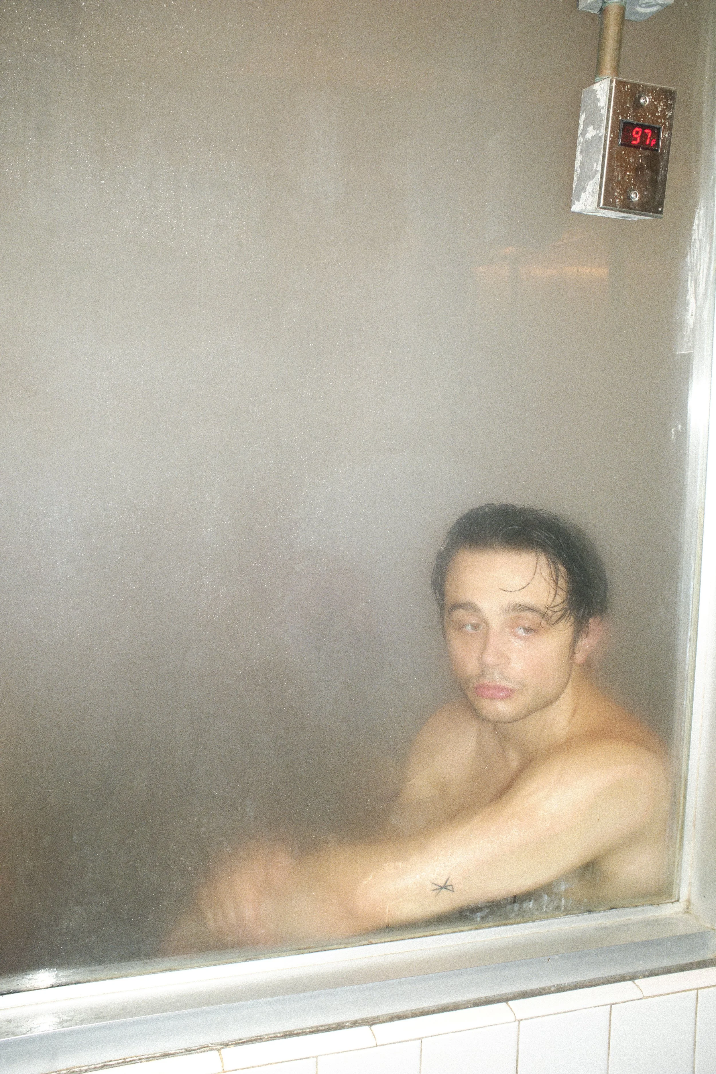 20260908_NYMAG_RYAN_MCGINLEY_BATHHOUSE_SHOT_8_FUJI_222_02.jpg