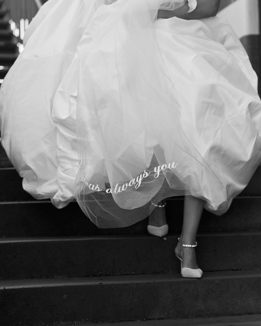 A love story told in thread and tulle ✨

Captured by @mandywood.studio for @michaela.askew