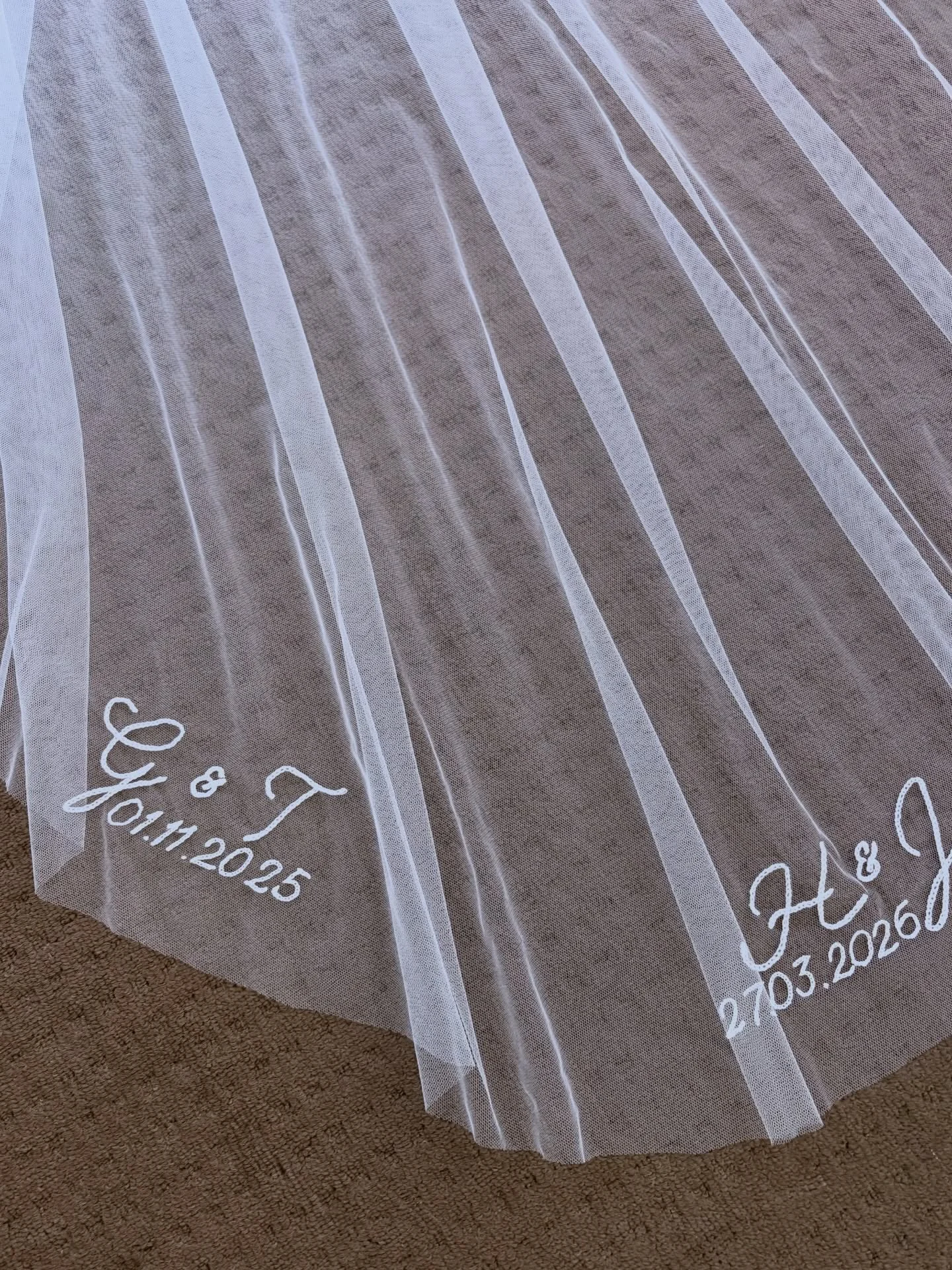 Heirloom starts here.

One veil for three sisters.
Two wedding days already held in its tulle, with one still to come next year ✨