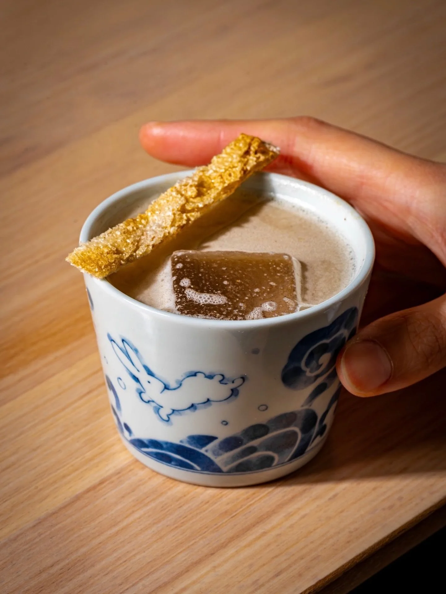 Hồ Xu&acirc;n Hương | The Poet

A quiet nod to ch&egrave; tr&ocirc;i nước&mdash;the Vietnamese comfort of glutinous rice balls drifting in warm ginger syrup. Creamy chrysanthemum rice milk carries soft sweetness, red bean brings earthy depth, and ses