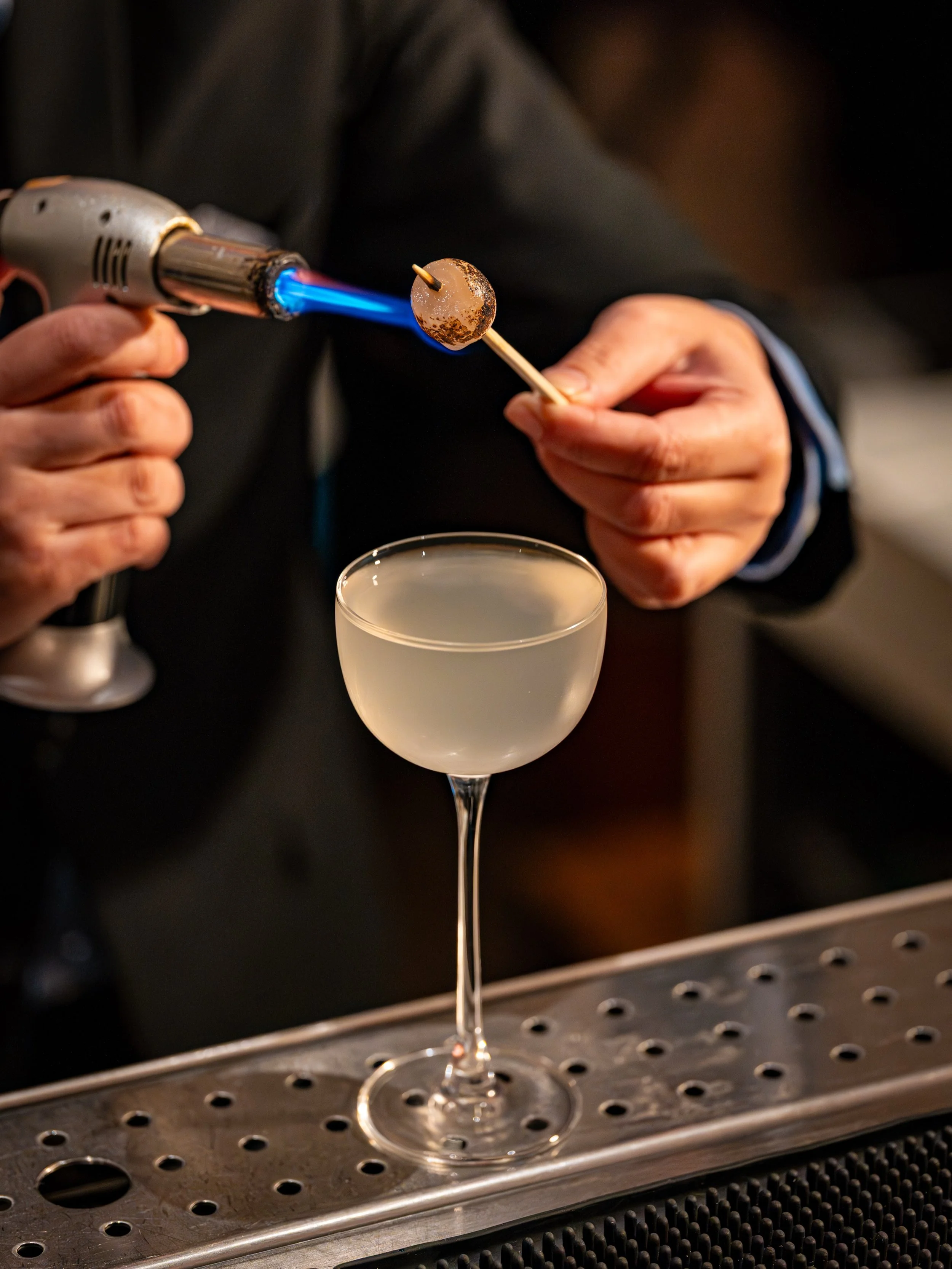 Phở Đặc Biệt is Thi Nguyen&rsquo;s, our Beverage Director, tribute to a dish that shaped her upbringing.

Inspired by the Vietnamese soup she grew up eating at home, @thi.ng26 reinterpreted phở through the language of cocktails&mdash;capturing its sa