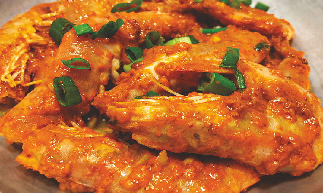 Prawns in rich crab‑fat sauce