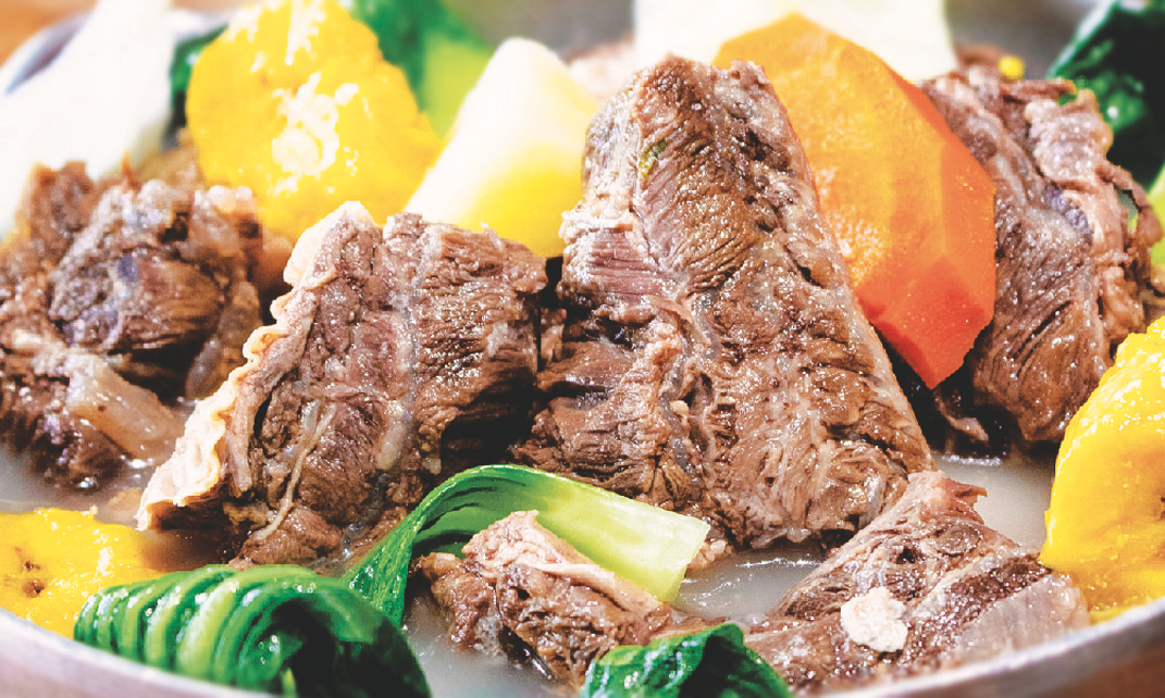 Beef brisket with broth with assorted vegetables