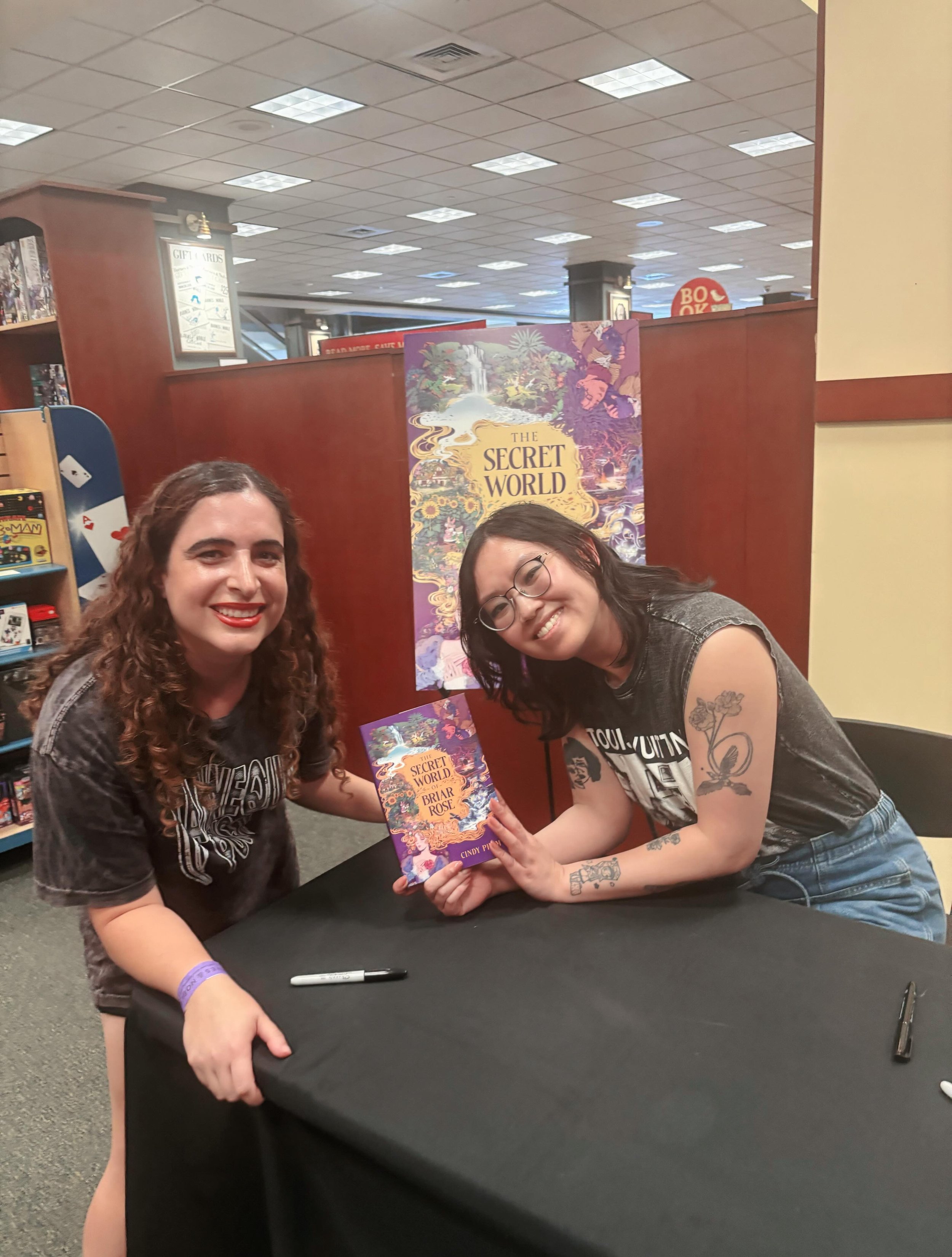 Loved seeing two of my favorite bookish peeps! Congratulations to @readwithcindy and @kevintnorman  on publishing their books. I&rsquo;ve been following both of their journeys for so long and know how much hard work and love they&rsquo;ve put into th