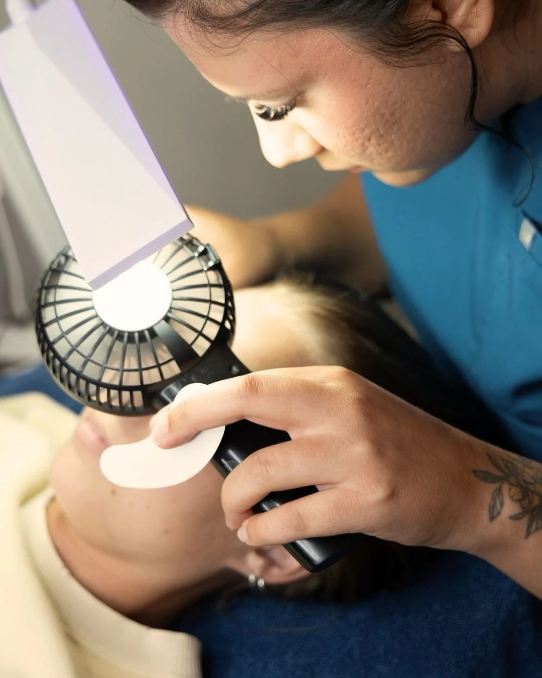 Wake up to effortlessly lifted lashes ✨

No mascara, no extensions. Just your natural lashes, curled and defined to perfection. A lash lift opens your eyes, adds length and volume, and lasts for up to 6 weeks.

📍 Glow Up Studio Dallas | Lashes, brow