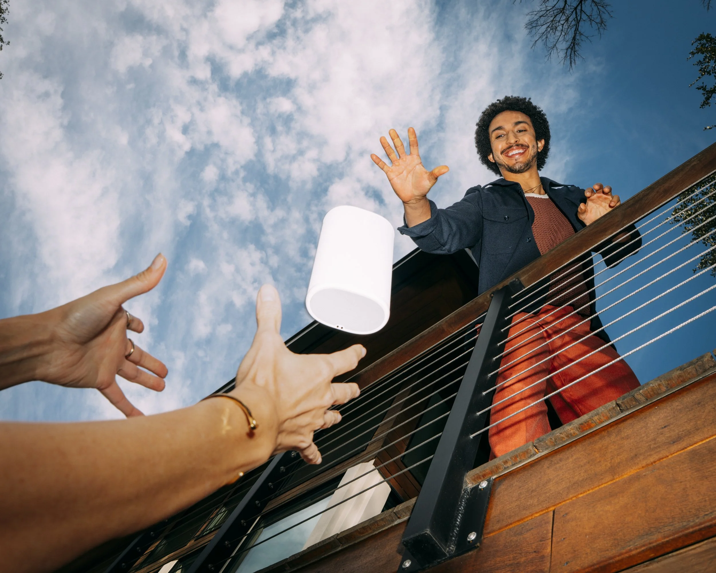 Sonos_AntonioSantos_Ways&Means_exp31027_Balcony_Drop_Mojave_0511.jpg