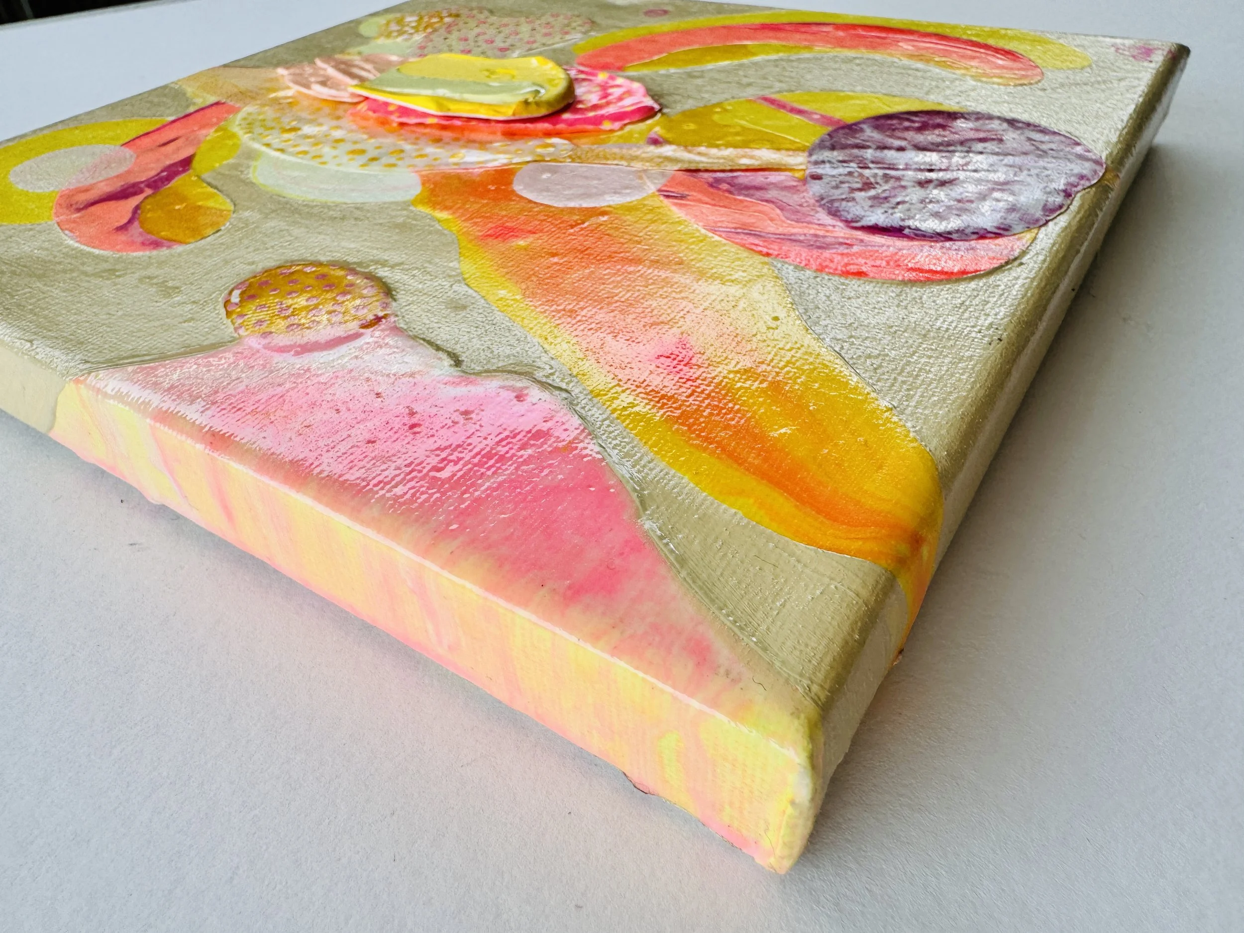 Polly's Party Pockets Side View.jpg