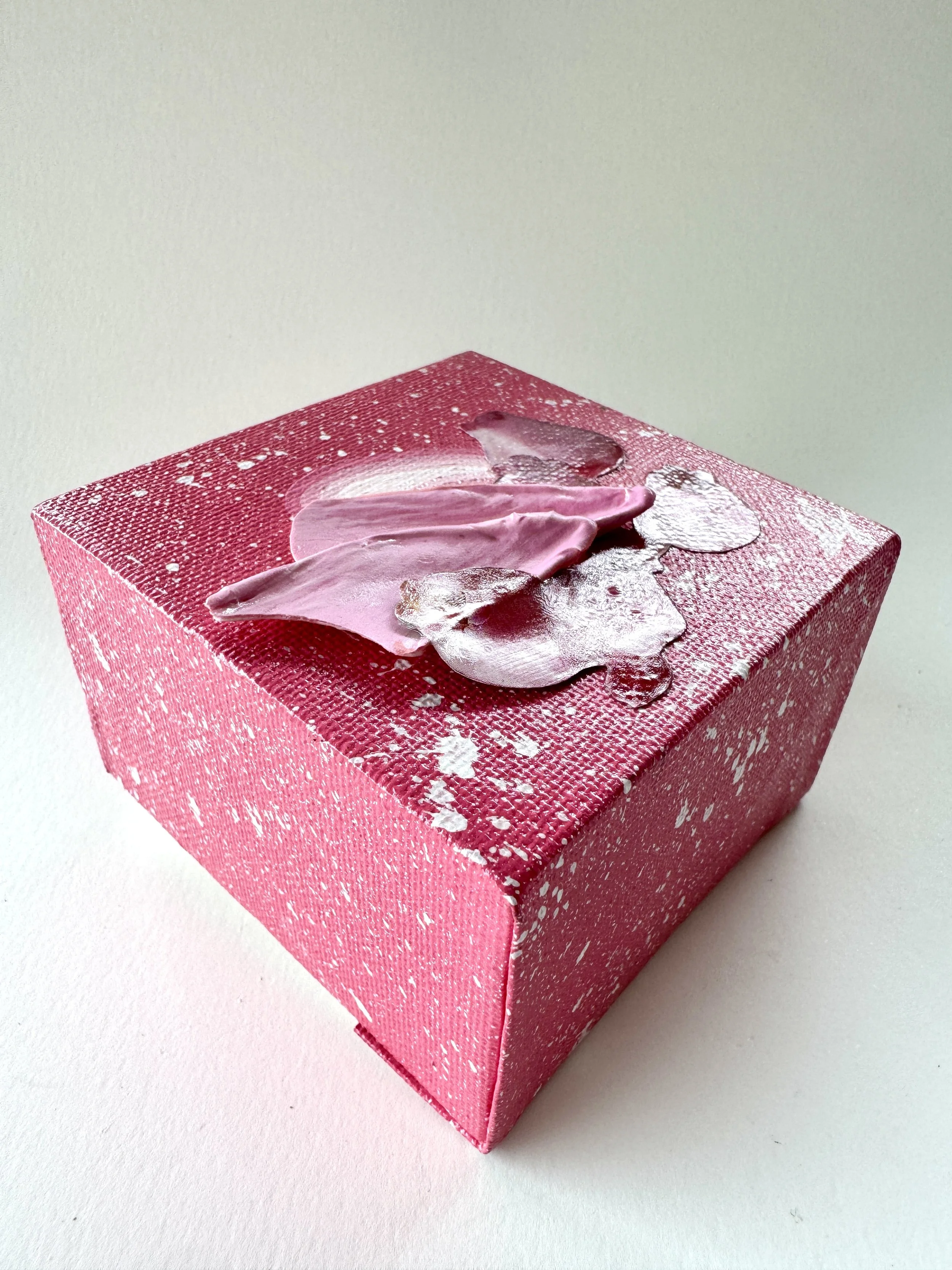 Quark VII Side View.jpg