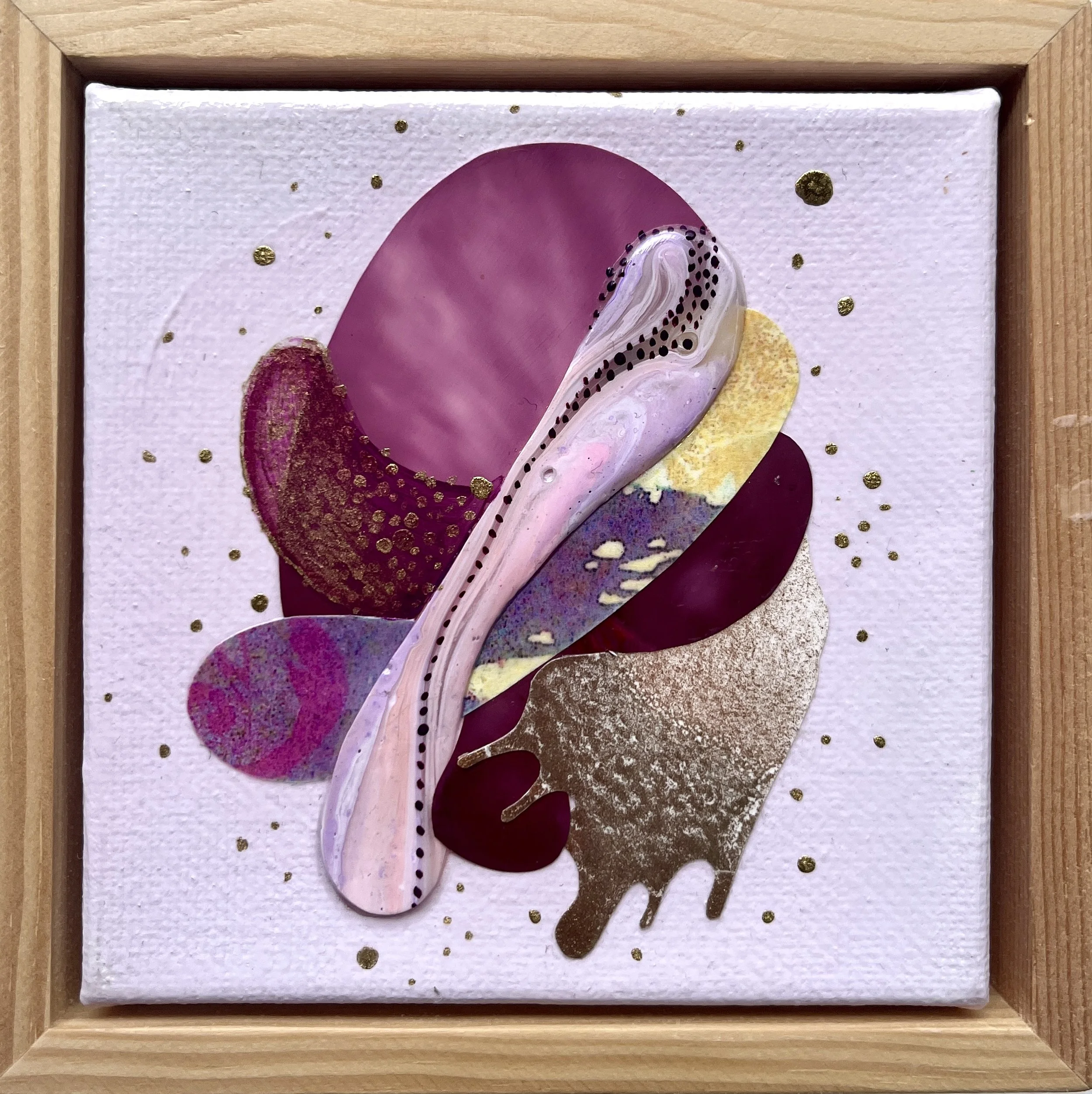 Particle Study 16 with Frame_Danyal de Gruchy.jpg