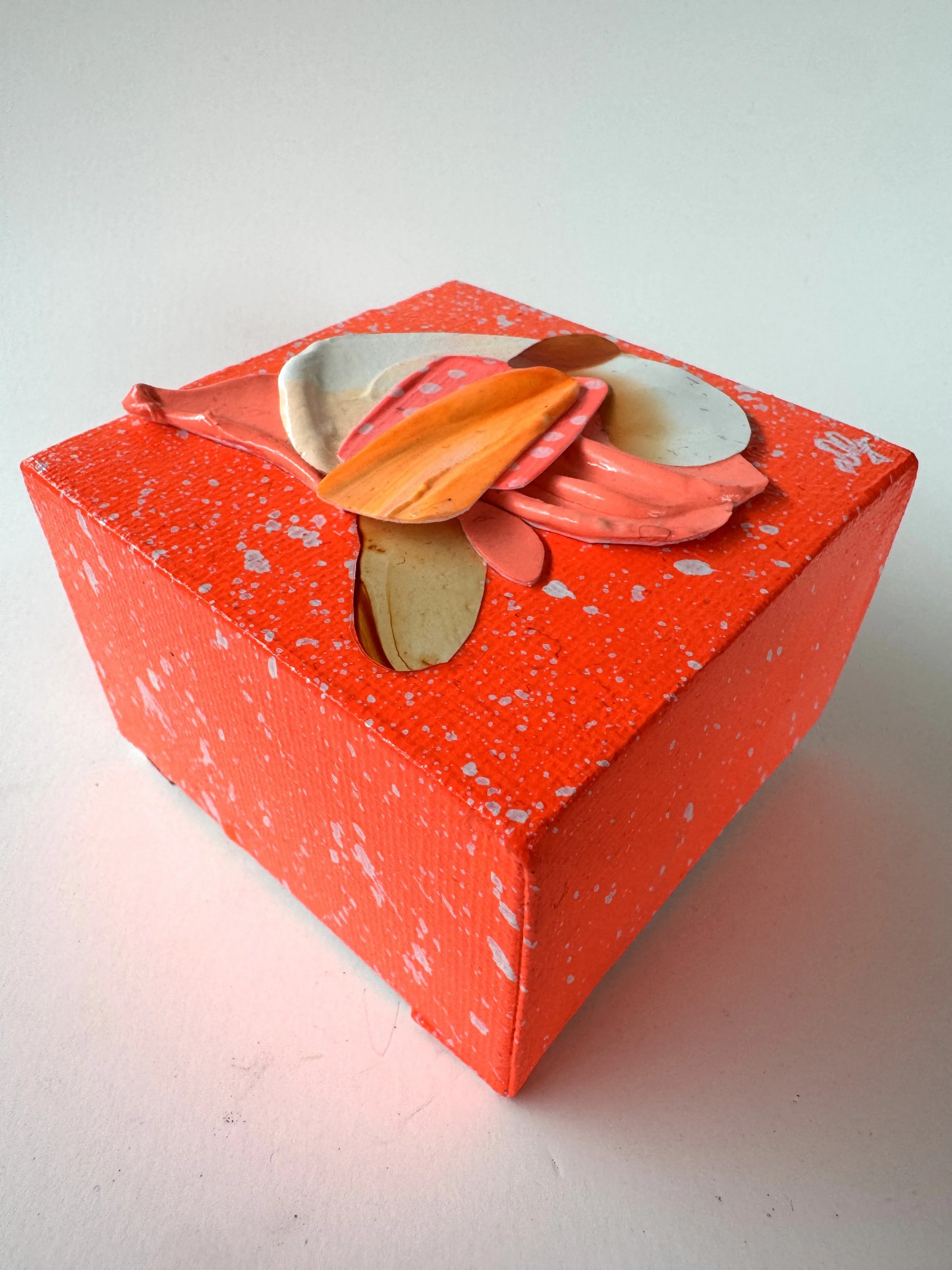 Quark XVIII Side View.jpg