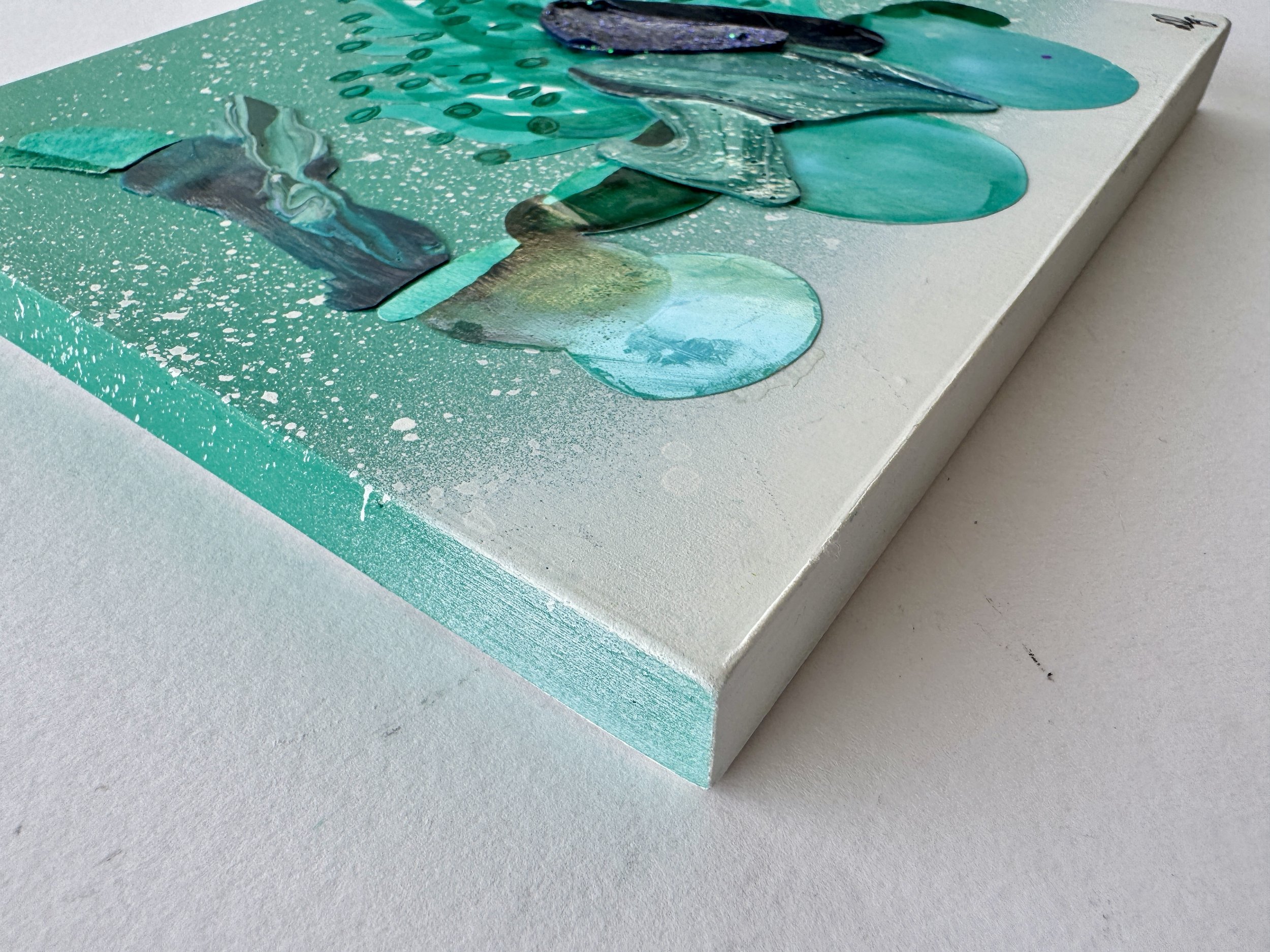 Toggle To The Left Side View.jpg