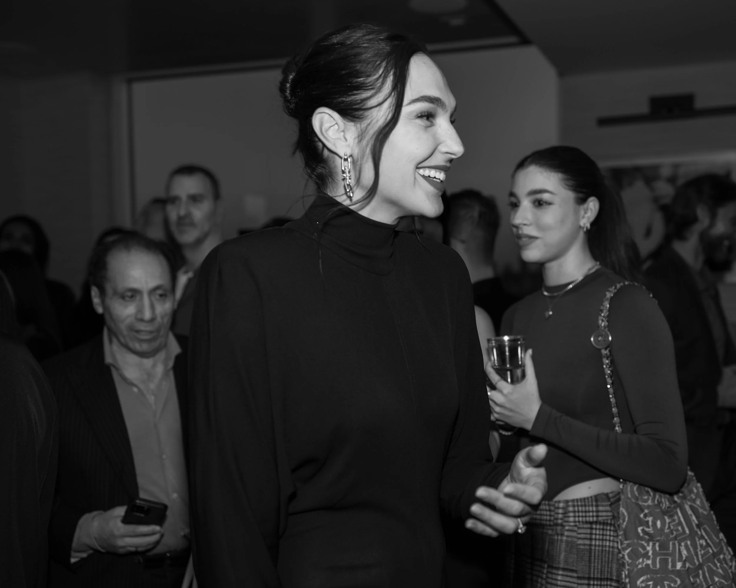Gal Gadot (Portrait)-4.jpg
