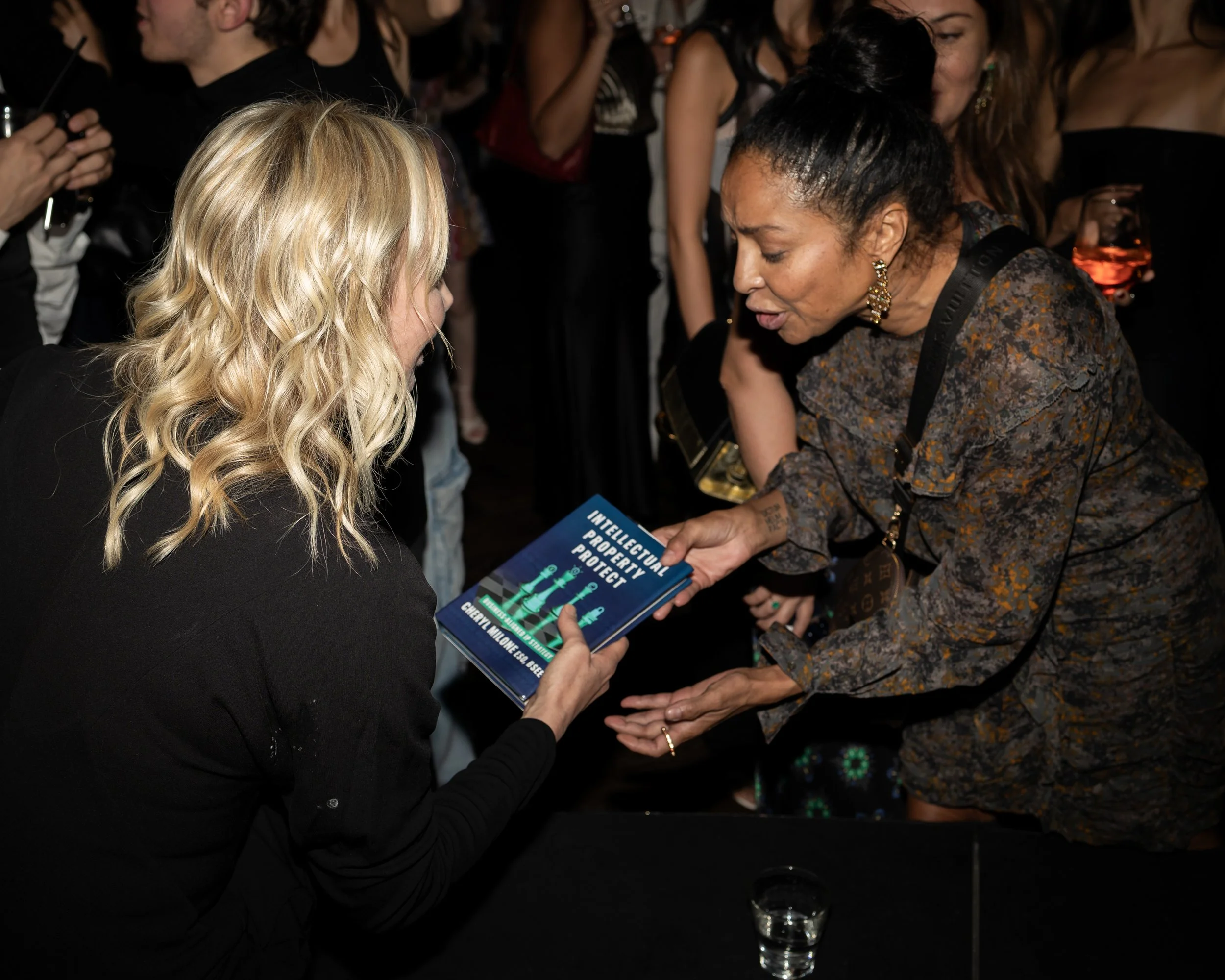 DuJour Cover Party Tony and Sage Robbins-129.jpg